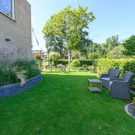 Ineke En John Bed & Breakfast Hoofddorp